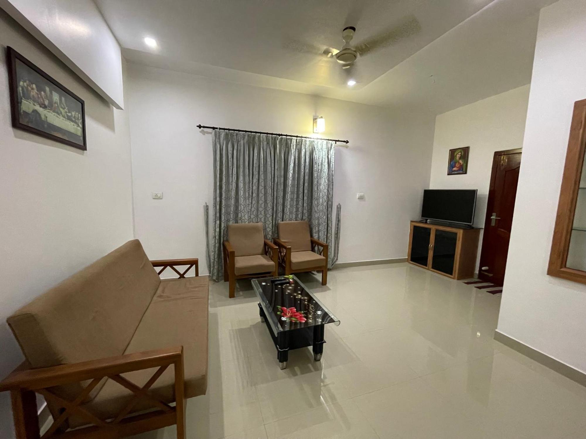 Dream Home Kochi Tripunithura Eksteriør billede