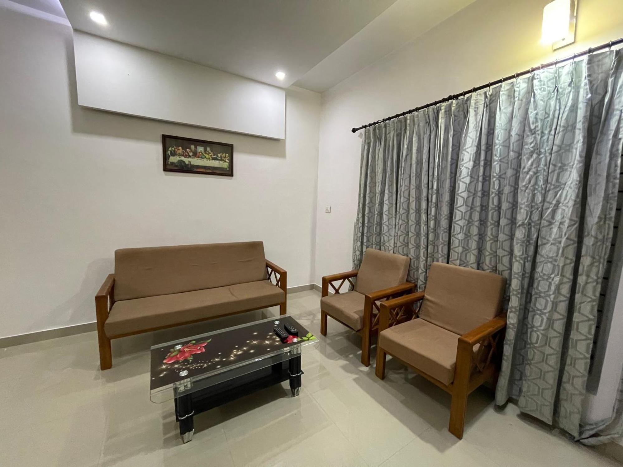 Dream Home Kochi Tripunithura Eksteriør billede